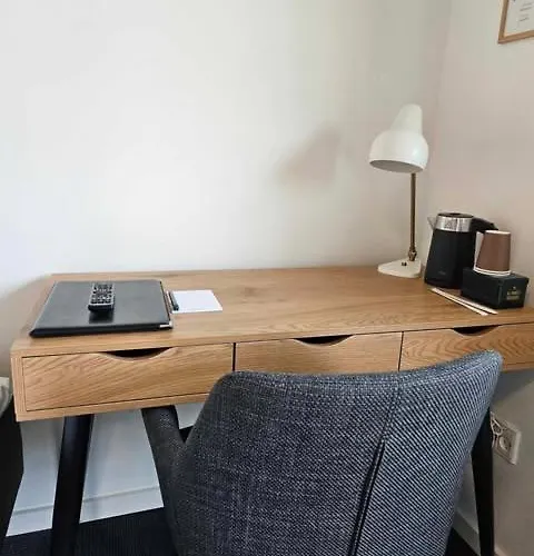 Phonix Lägenhetshotell 2*